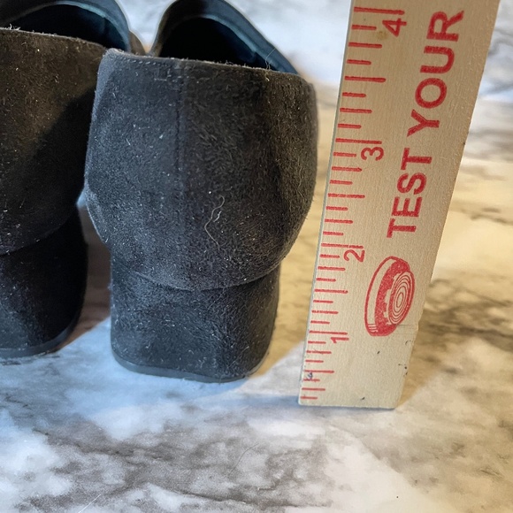 🎉😀CLEARANCE SALE!!😀🎉Stuart Weitzman Black Suede Leather Pumps - Picture 10 of 11